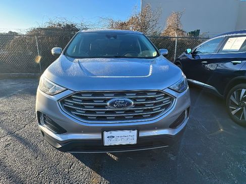 Used 2024 Ford Edge Titanium image 11