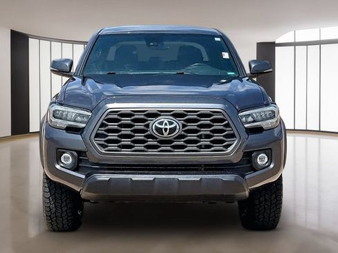Used 2020 Toyota Tacoma TRD Off-Road w/ Technology Package AWD/4WD image 3