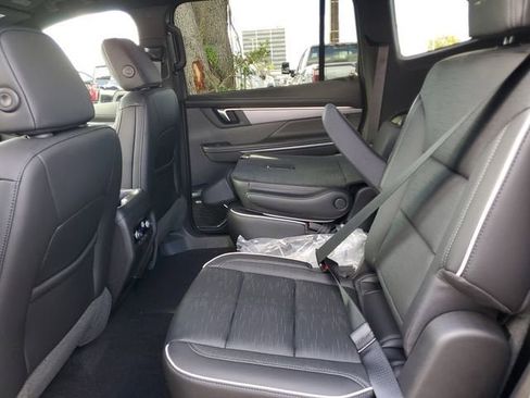 New 2026 Buick Enclave Sport Touring image 11