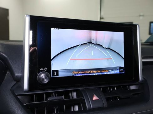 Used 2024 Toyota RAV4 XLE image 27