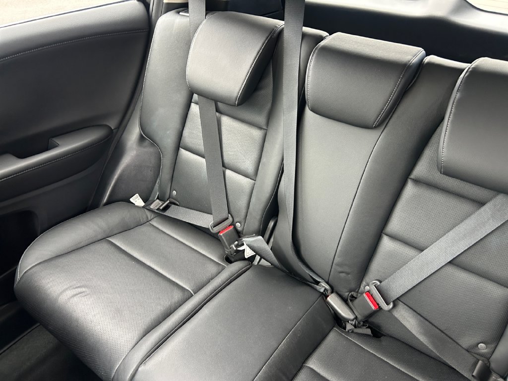 Used 2022 Honda HR-V EX-L image 18