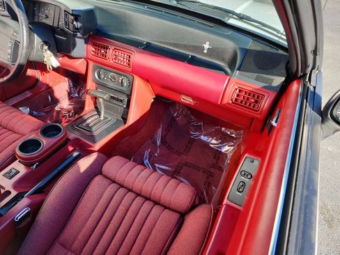 Used 1991 Ford Mustang LX RWD image 40