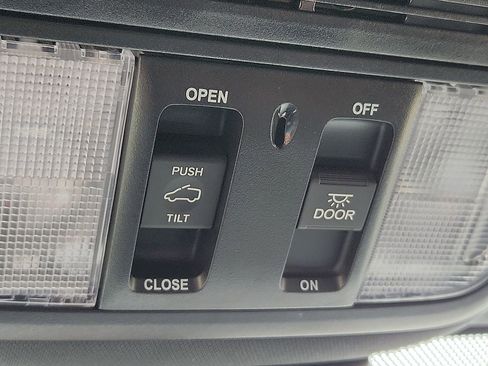 Used 2023 Honda Odyssey Sport image 21