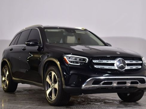 Used 2022 Mercedes-Benz GLC 300 4MATIC image 8
