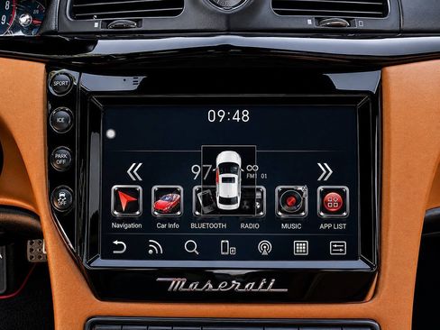 Used 2016 Maserati GranTurismo Sport RWD image 29