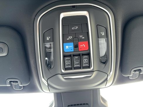 New 2026 Jeep Cherokee Overland AWD/4WD image 32