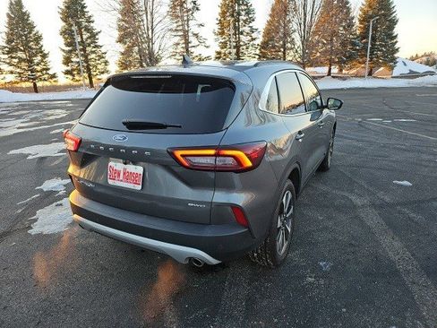 Used 2023 Ford Escape Platinum image 6