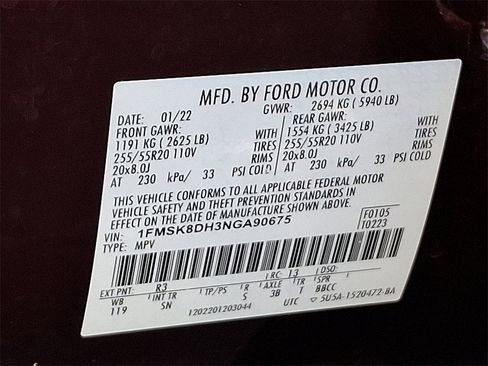 Certified 2022 Ford Explorer XLT w/ Equipment Group 202A image 28