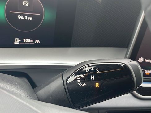 New 2026 Volkswagen Tiguan SE R-Line AWD/4WD image 25