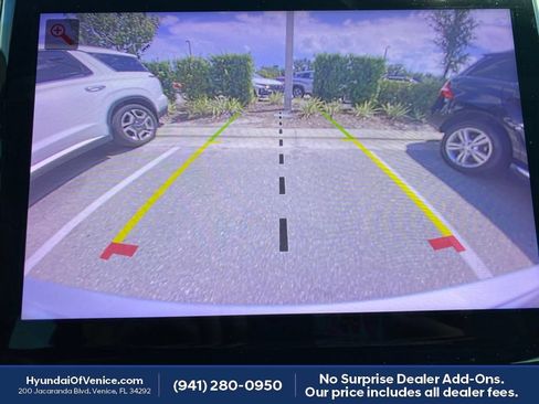 Used 2021 Buick Encore Preferred w/ Safety Package II AWD/4WD image 5