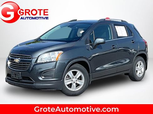 Used 2016 Chevrolet Trax LT w/ Sun And Sound Package FWD image 1