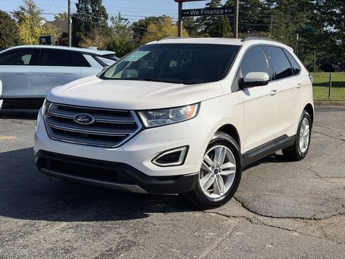 Used 2018 Ford Edge SEL w/ Equipment Group 201A FWD image 5