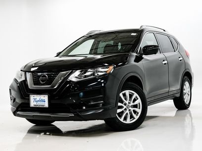 Used 2017 Nissan Rogue SV w/ SV Premium Package