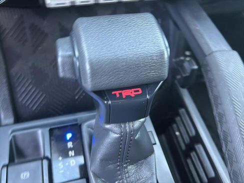 Certified 2024 Toyota Tacoma TRD Off-Road image 19