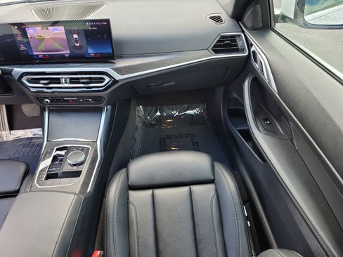 Used 2024 BMW 430i Convertible RWD image 12
