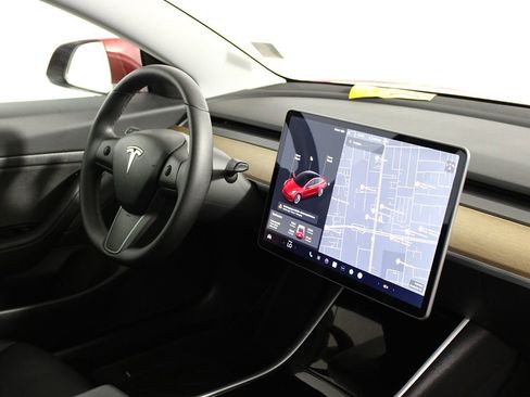 Used 2020 Tesla Model 3 Standard Range Plus image 10