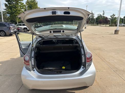 Used 2013 Toyota Prius C Three FWD image 19