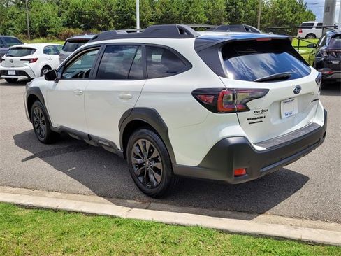 Used 2024 Subaru Outback Onyx Edition image 8