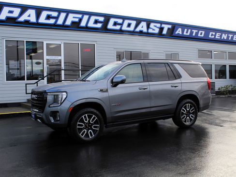 Used 2021 GMC Yukon AT4 image 1