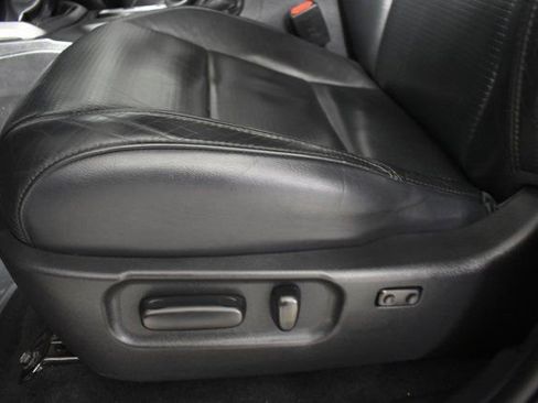 Used 2020 Toyota Tacoma TRD Off-Road w/ TRD Premium Off Road Package image 12