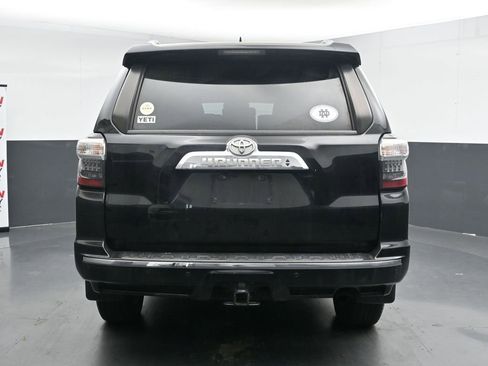 Used 2014 Toyota 4Runner Limited image 8