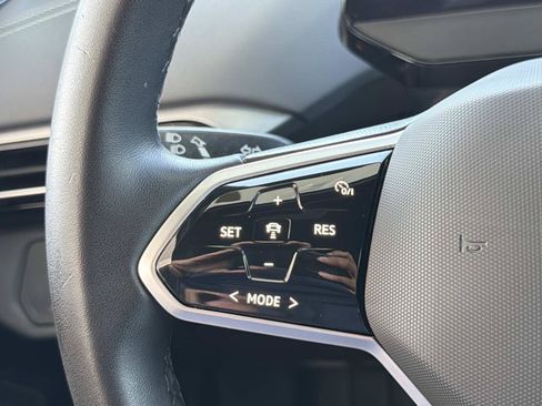 Certified 2023 Volkswagen ID.4 Pro RWD image 20