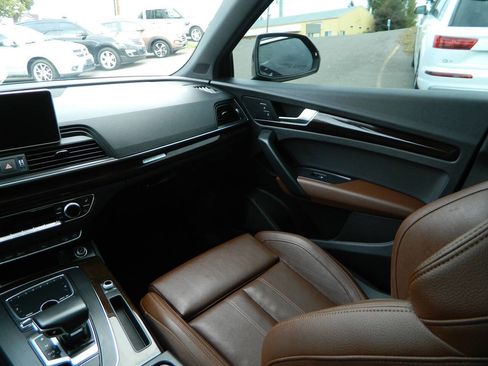 Used 2018 Audi Q5 2.0T Premium Plus image 17