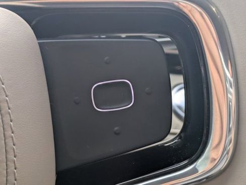 Used 2024 Lincoln Nautilus Premier w/ Equipment Group 102A image 22