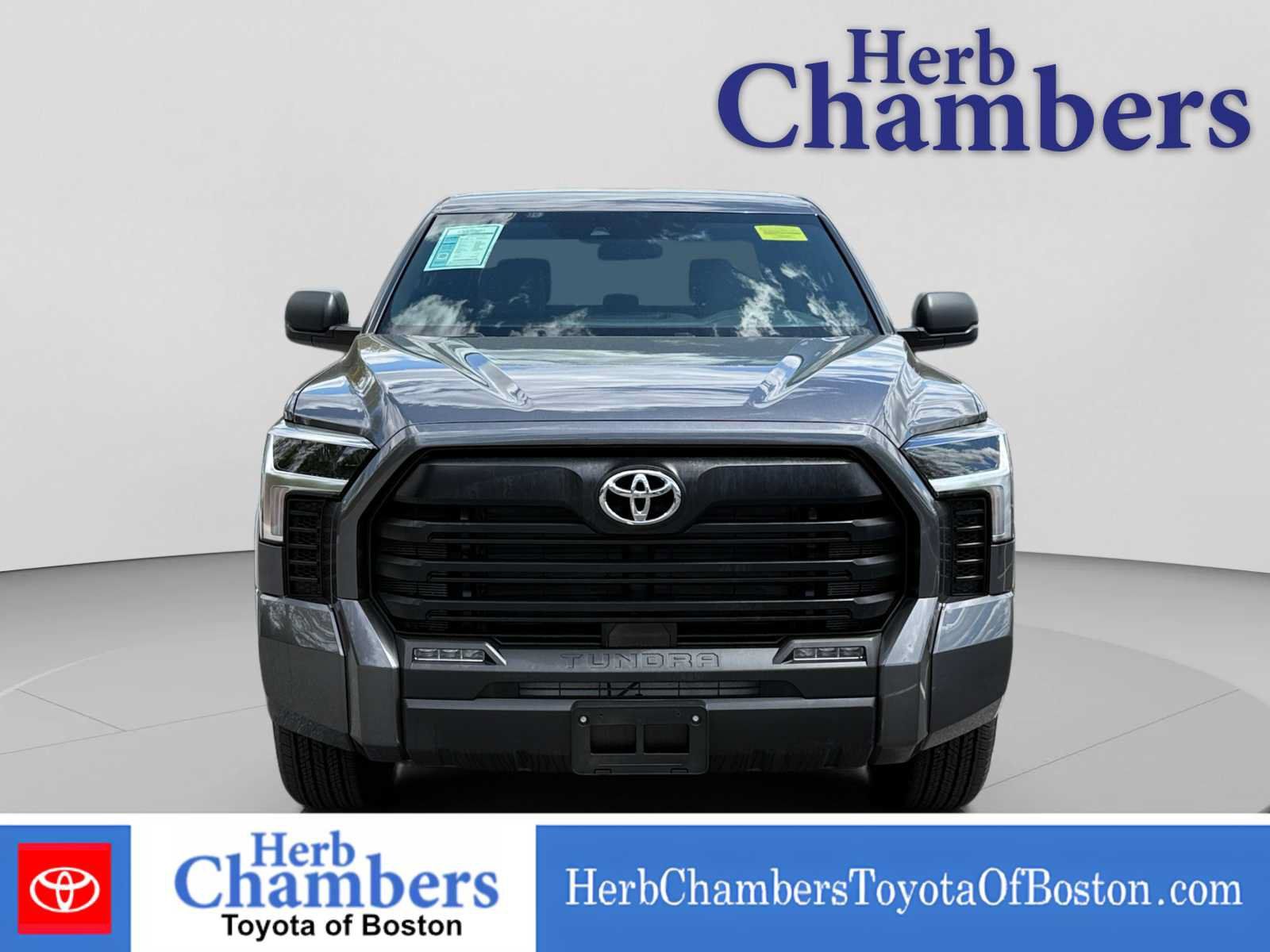 Used 2025 Toyota Tundra SR5 AWD/4WD image 2