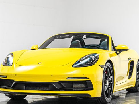 Used 2018 Porsche 718 Boxster GTS RWD image 5