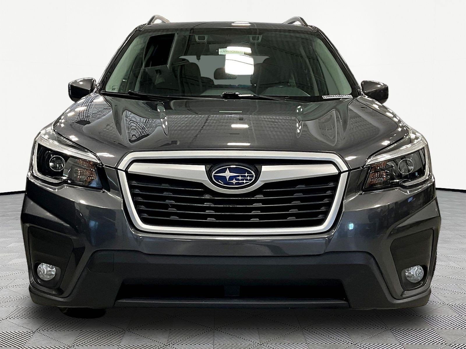 Used 2021 Subaru Forester Premium AWD/4WD image 2