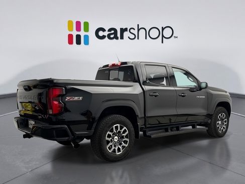 Used 2024 Chevrolet Colorado Z71 w/ Z71 Convenience Package 2 AWD/4WD image 5