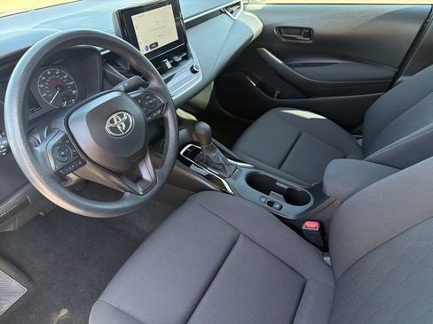 Used 2023 Toyota Corolla LE FWD image 11