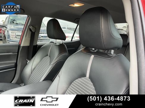 Used 2021 Toyota Camry SE image 23