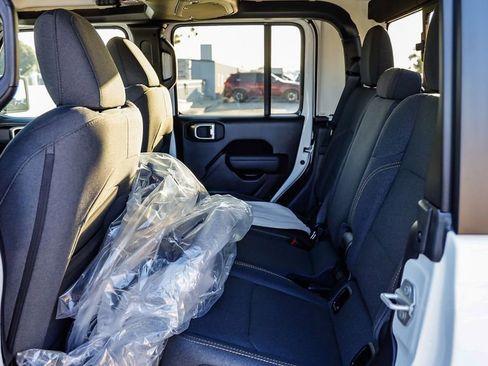 New 2026 Jeep Gladiator Willys image 23