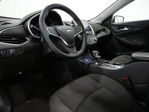 Used 2023 Chevrolet Malibu RS FWD image 10