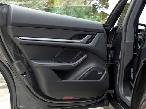 Certified 2025 Porsche Taycan RWD image 40