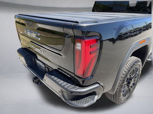 New 2026 GMC Sierra 2500 Denali Ultimate AWD/4WD image 34