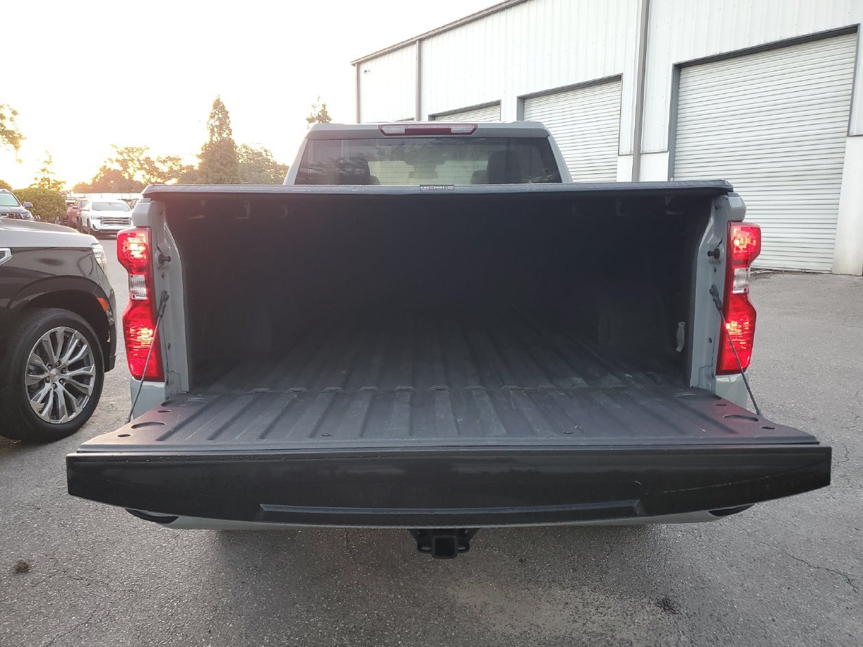 Used 2024 Chevrolet Silverado 1500 Custom RWD image 9