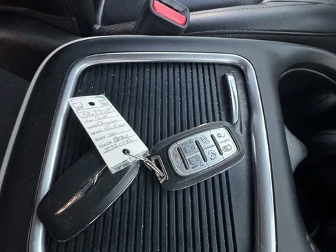 Used 2018 Chrysler Pacifica Touring-L Plus w/ Advanced Safetytec Group image 25