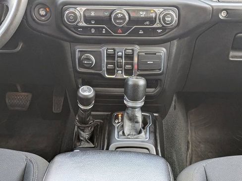 Used 2023 Jeep Wrangler Sport S image 23