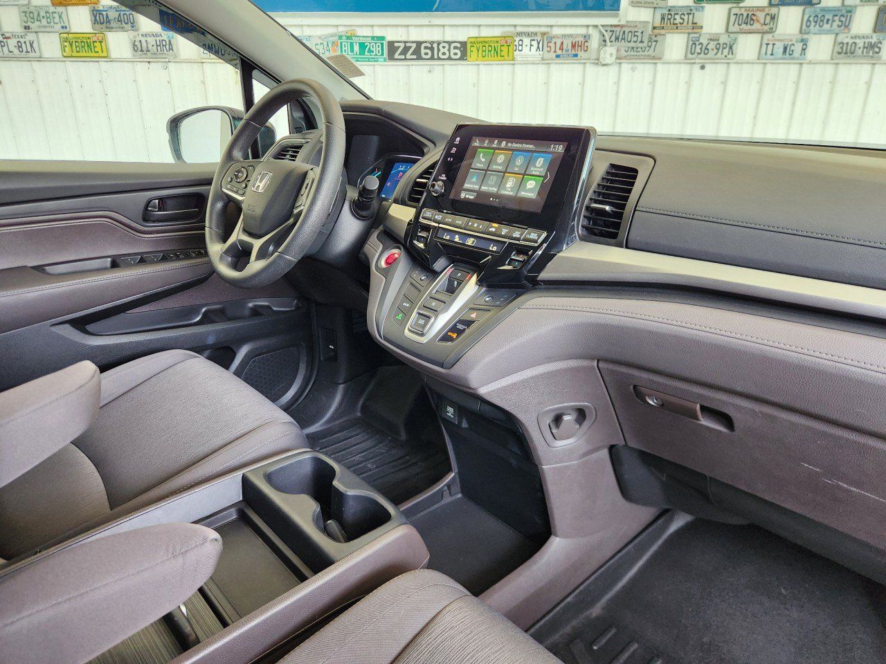 Used 2019 Honda Odyssey EX image 2