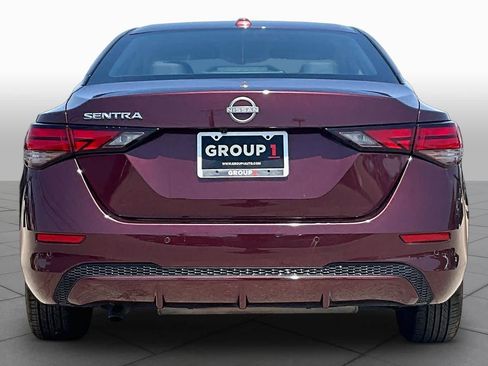 Used 2025 Nissan Sentra SV FWD image 4