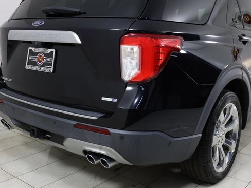 Used 2020 Ford Explorer Platinum w/ Premium Technology Package image 47