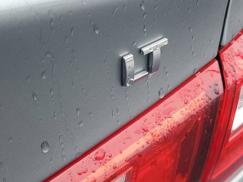 Used 2023 Chevrolet Malibu LT image 8