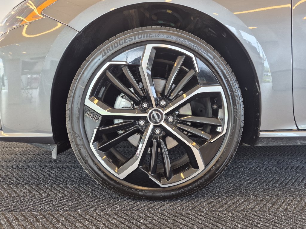 Certified 2025 Nissan Altima 2.5 SR AWD/4WD image 13