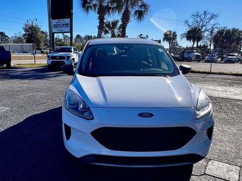 Used 2022 Ford Escape S image 2