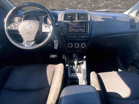 Used 2019 Mitsubishi Outlander Sport LE image 12