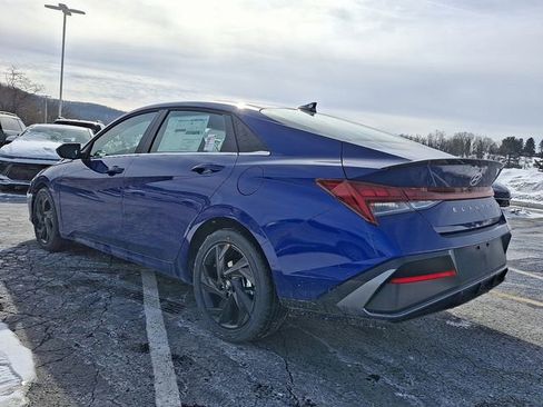 New 2026 Hyundai Elantra SEL Sport image 3
