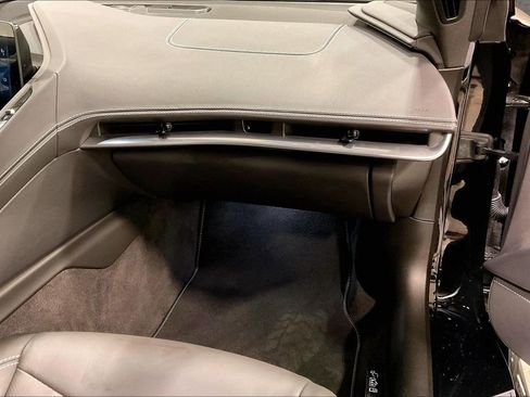 Used 2025 Chevrolet Corvette Stingray Preferred Cpe RWD image 21